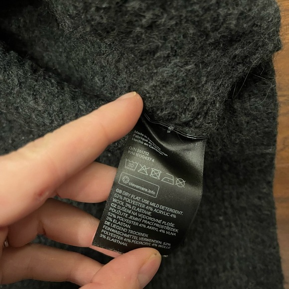 H&M Wool Blend Oversized Cardigan Size S - Picture 4 of 5